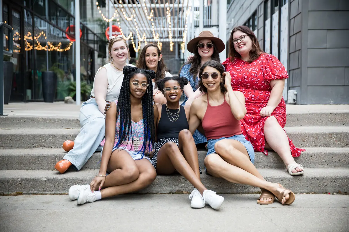 bachelorette party of seven on the steps