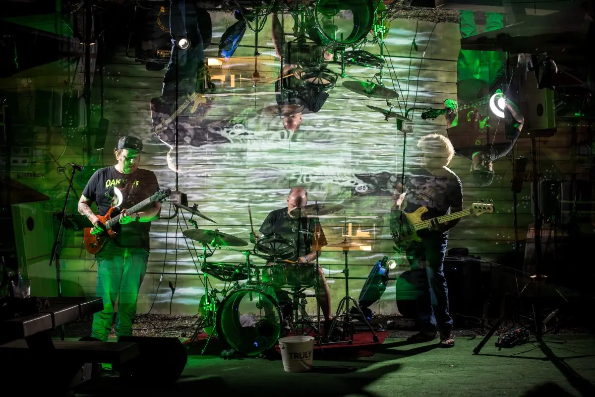 Mainely Texans full band on stage